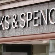 Closure - an M&S sign